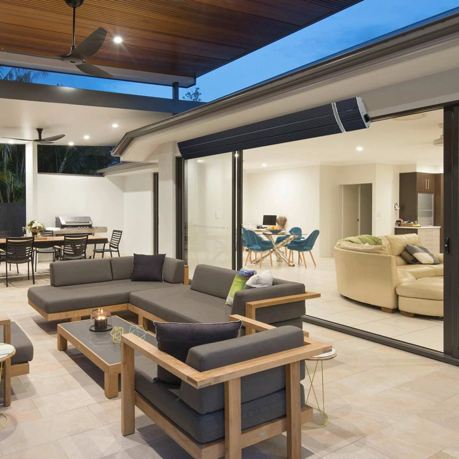 CALORE-NERO-3200-WIFI-5 - SINED | Duchas de piscina | Chaise longue de jardín | Chimeneas eléctricas | Calefactores infrarrojos