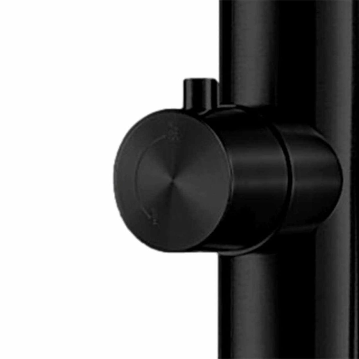 DOCCIA-BOSA-NERA-3 - SINED | Duchas de piscina | Chaise longue de jardín | Chimeneas eléctricas | Calefactores infrarrojos