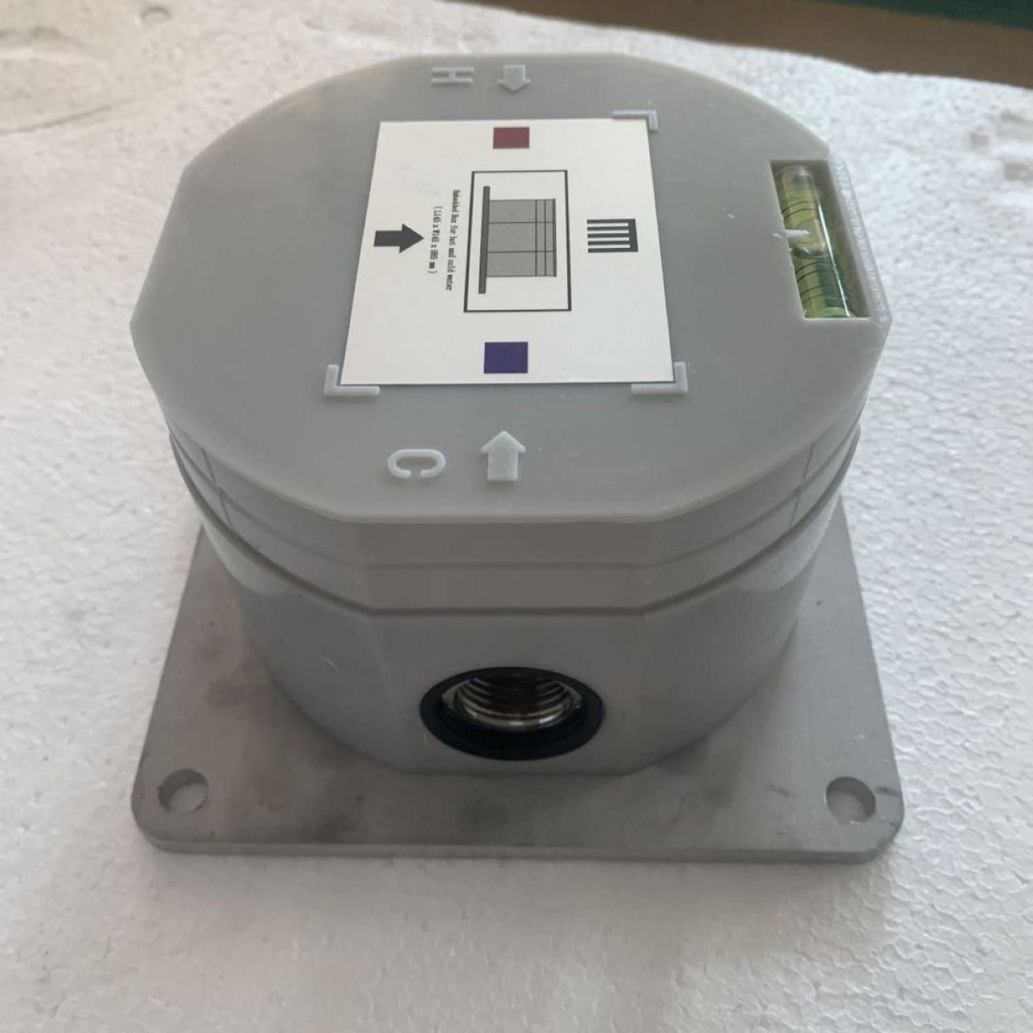 DOCCIA-C-BOX-3 - SINED | Duchas de piscina | Chaise longue de jardín | Chimeneas eléctricas | Calefactores infrarrojos