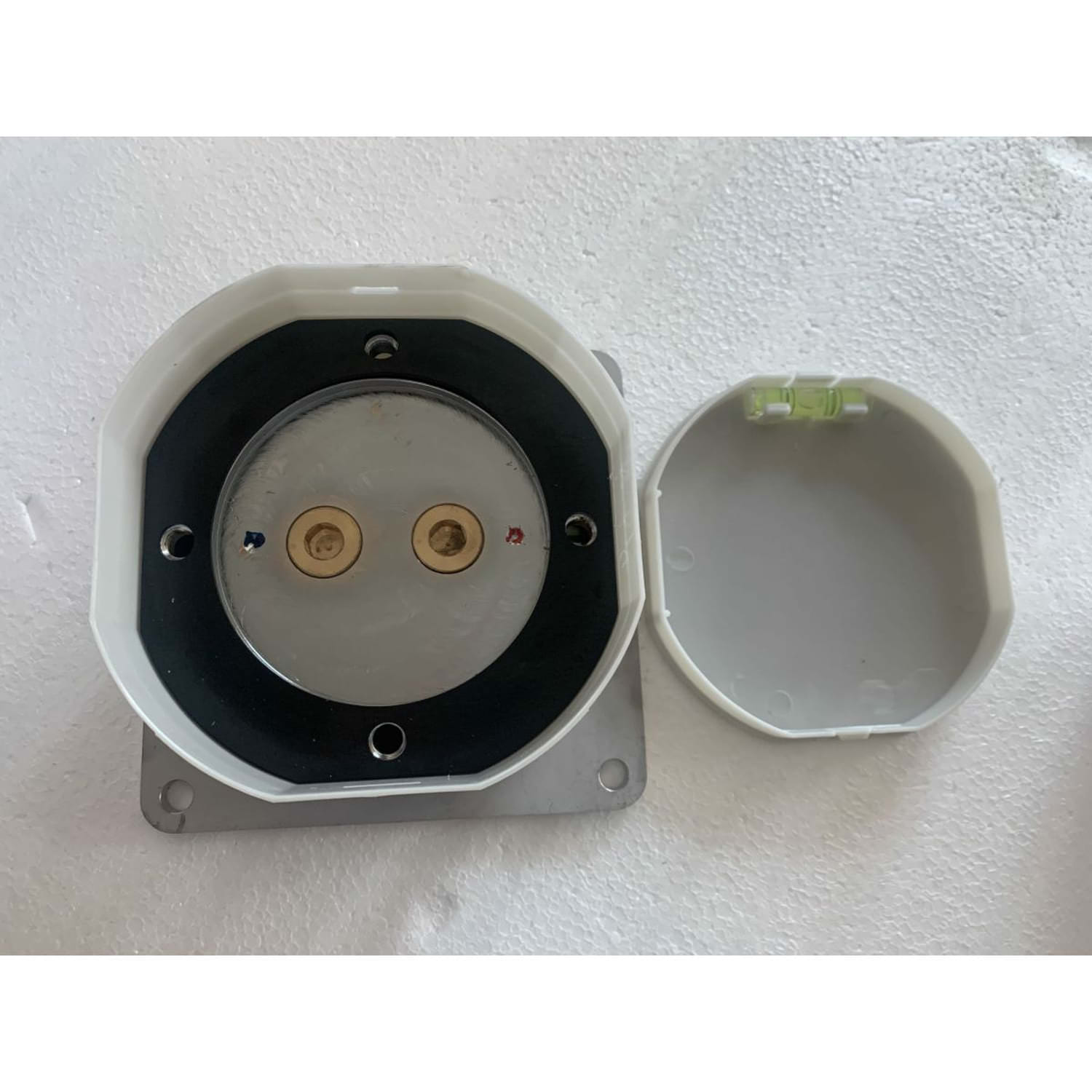 DOCCIA-C-BOX-5 - SINED | Duchas de piscina | Chaise longue de jardín | Chimeneas eléctricas | Calefactores infrarrojos