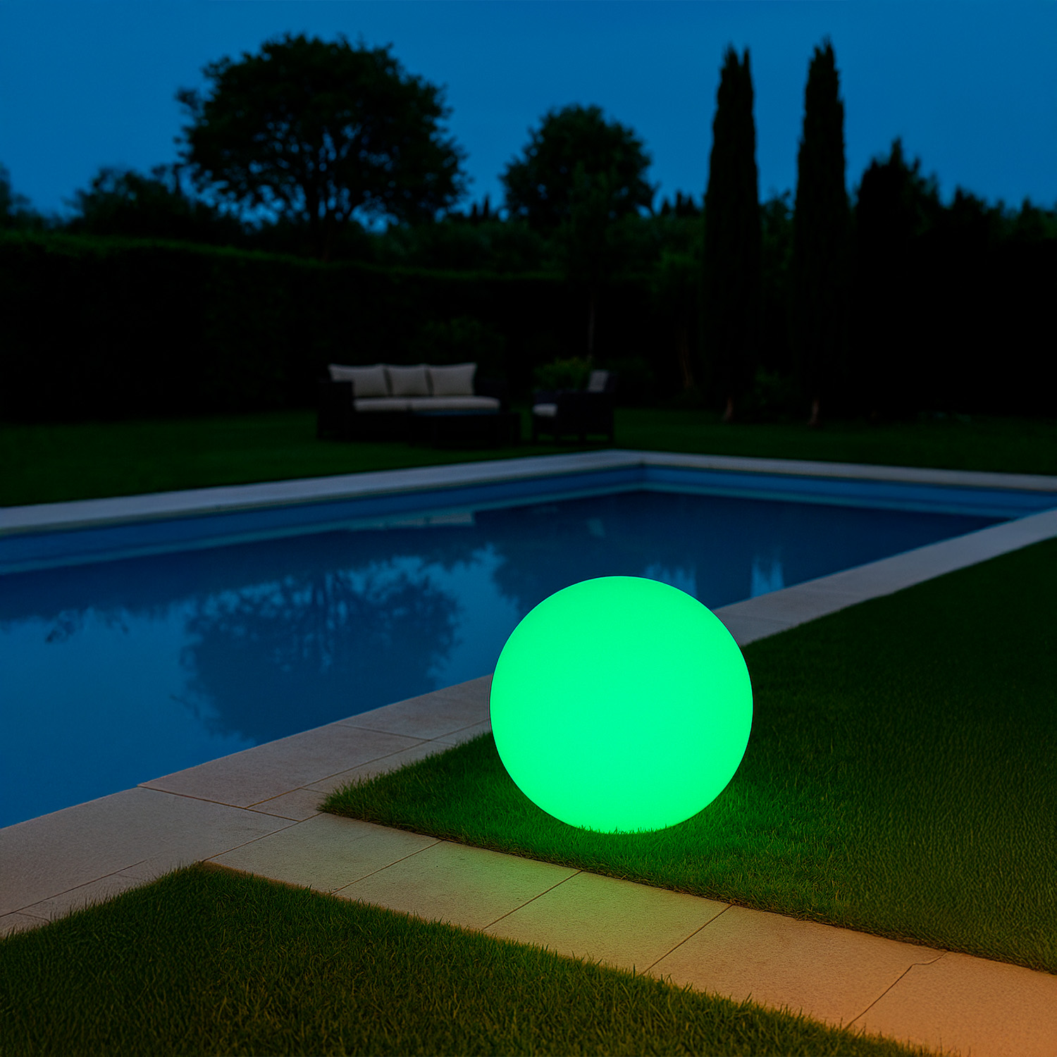 SFERA-LUCE-30-ambientata - SINED | Duchas de piscina | Chaise longue de jardín | Chimeneas eléctricas | Calefactores infrarrojos