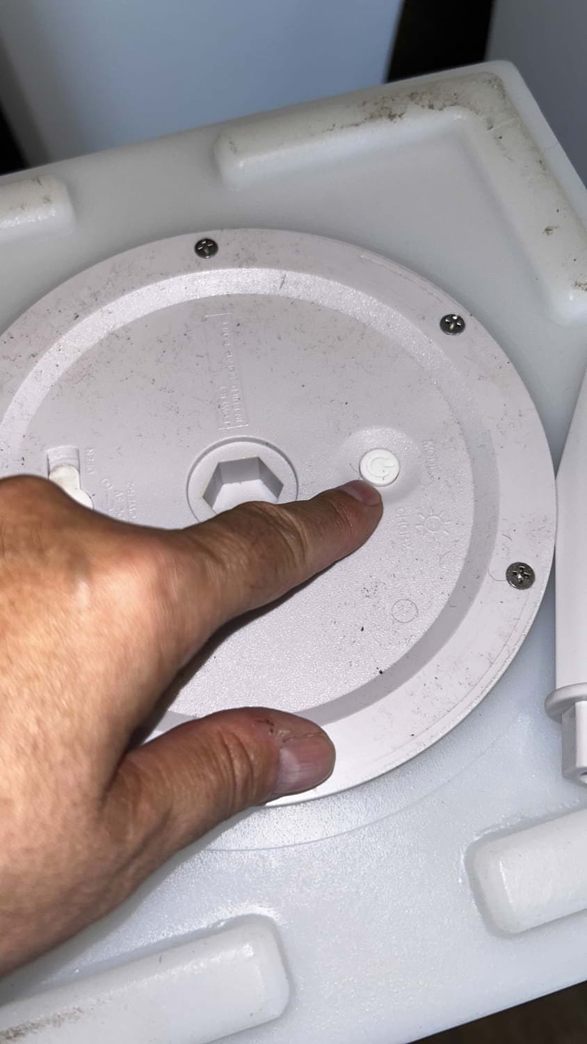 VASO-ROTONDO-SOLAR-102-6 - SINED | Duchas de piscina | Chaise longue de jardín | Chimeneas eléctricas | Calefactores infrarrojos